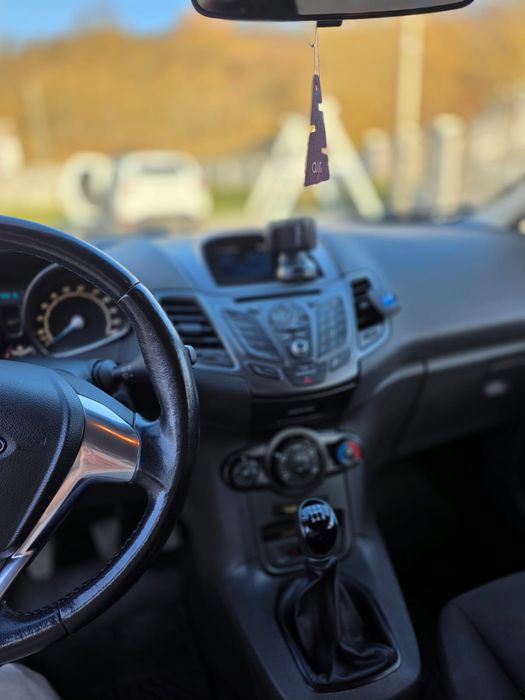 Vând Ford Fiesta Diesel 1.5