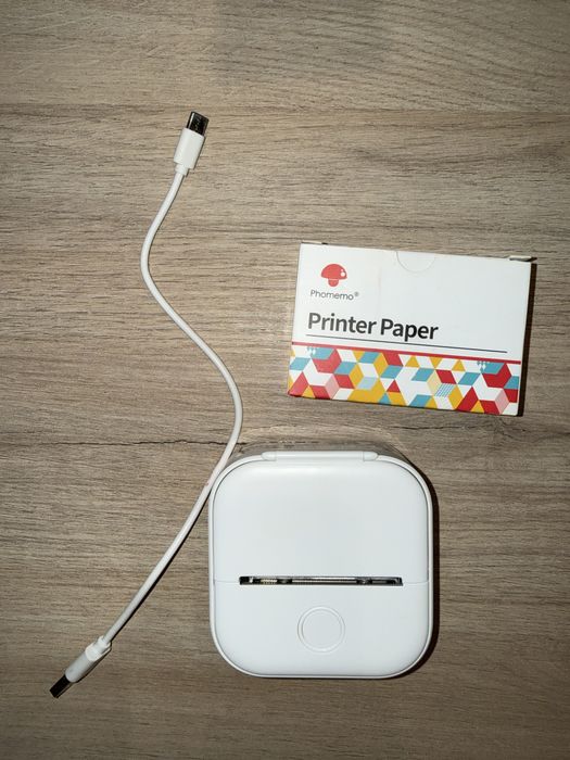 Мини термичен принтер Phomemo T02 (Bluetooth) + 3 БОНУС ролки хартия