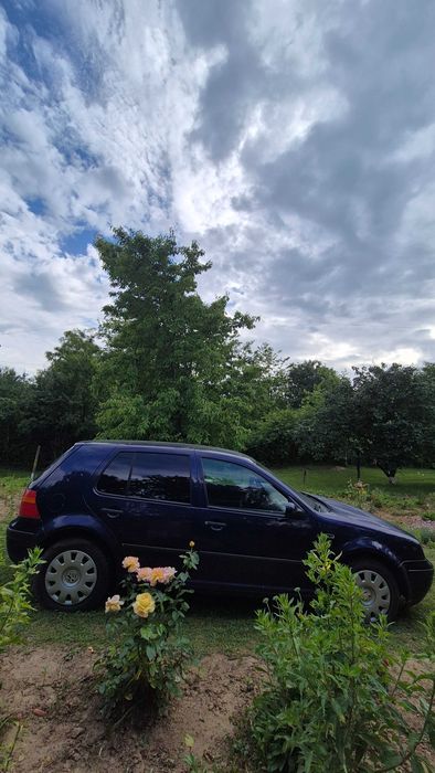 Vand GOLF 4 , 1.6 benzina