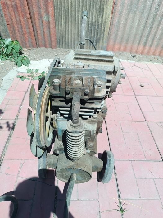 Продаётся компрессор советский