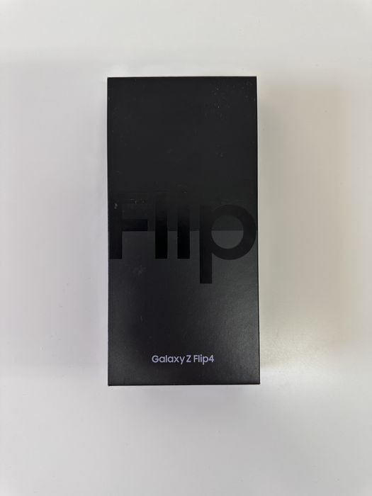 Samsung Galaxy Z Flip4 Folosit Stare Foarte Buna