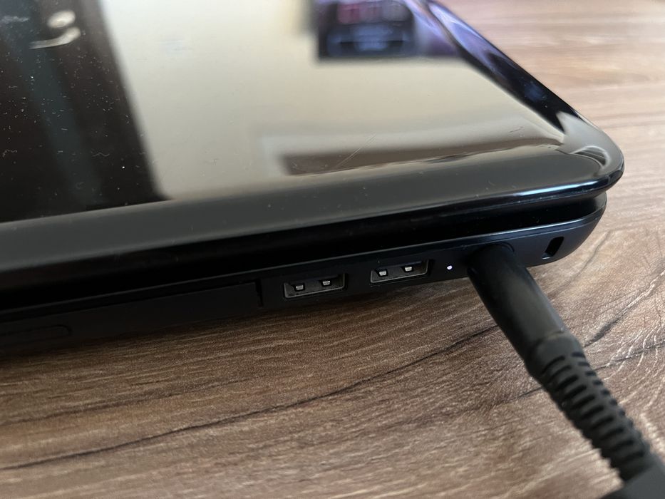 HP Compaq Presario CQ58