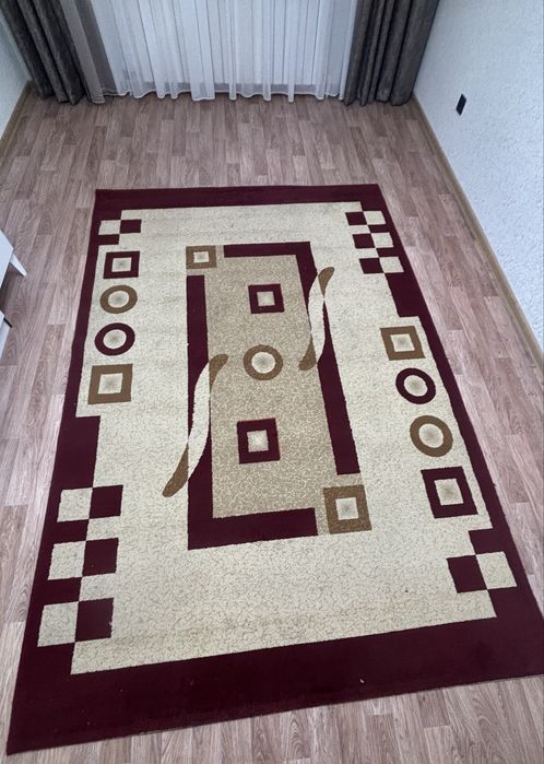 Продам ковер 2*3м