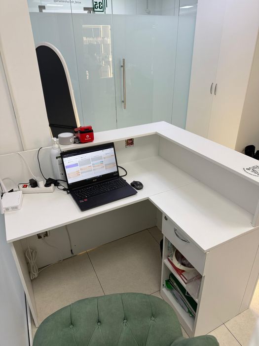 Продается ресепшен Срочно!