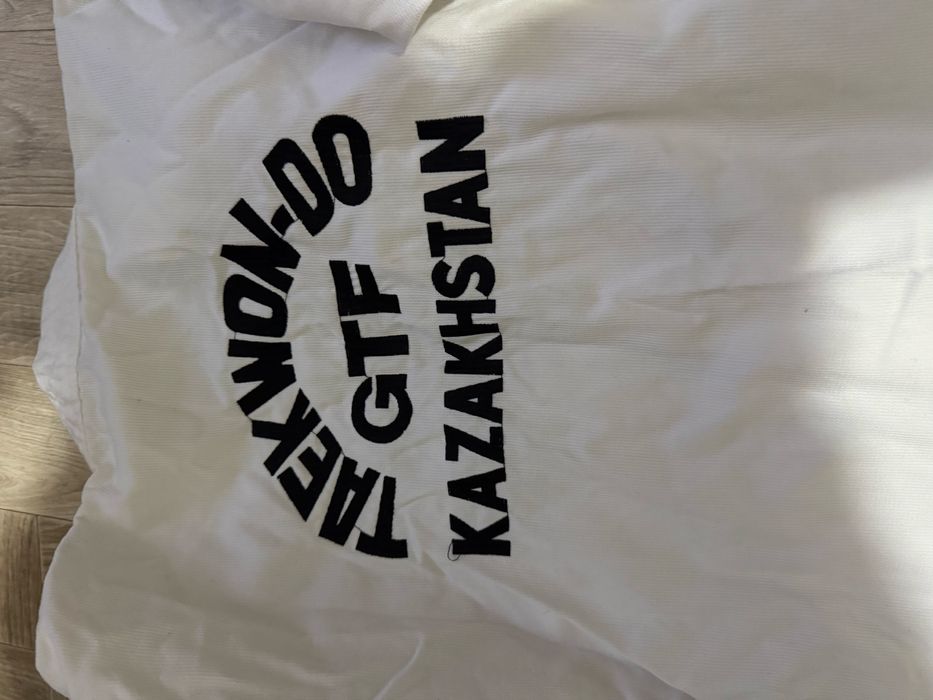 Прода кимано на рост 140 см с комплектом