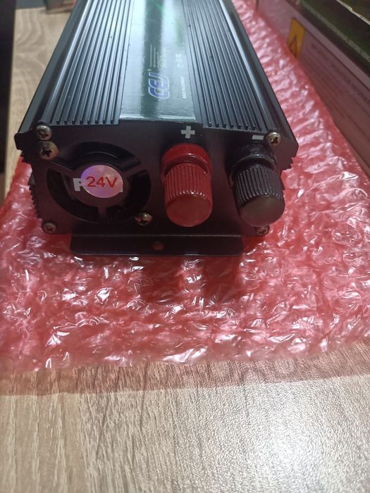 Продавам Преобразувател от 24v на 220v