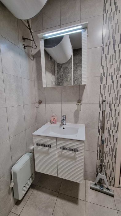 Дава се под наем Двустаен апартамент в Пловдив, Тракия - 70 кв.м за 433.5 € - Снимка #9