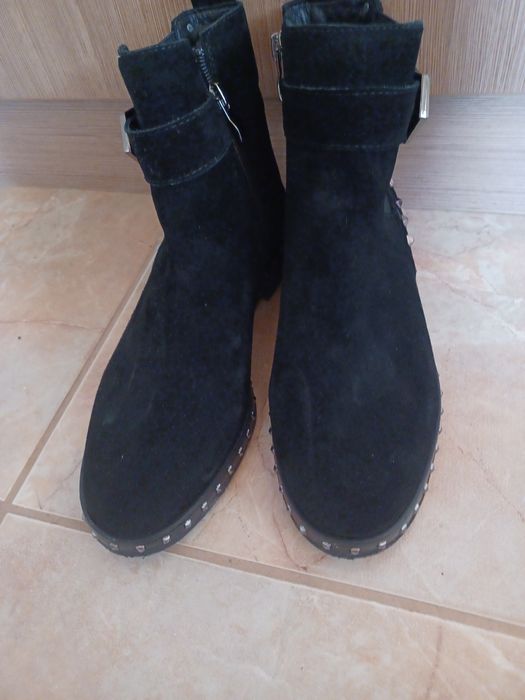 Дамски боти,естествен велур