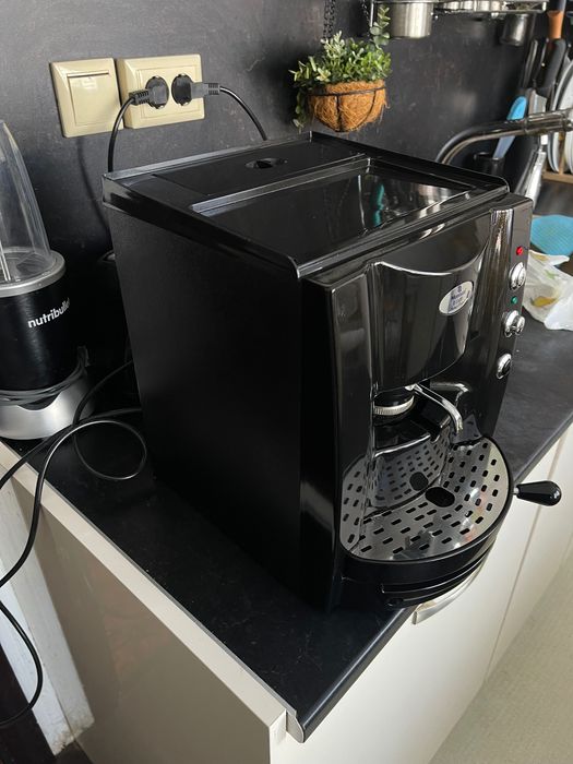 Кафемашина Montazzi ITALY за хартиени дози