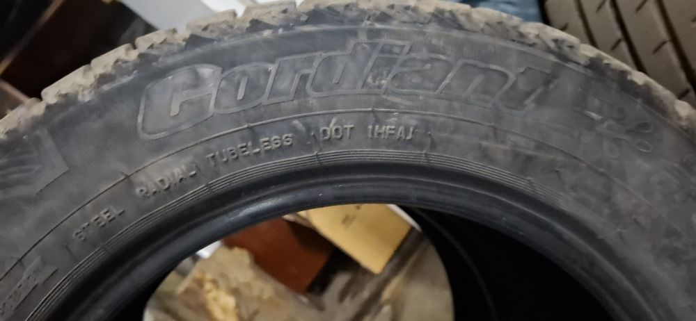 Продам зимнию резину