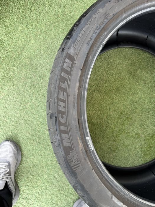Летни гуми Michelin 325/35/23
