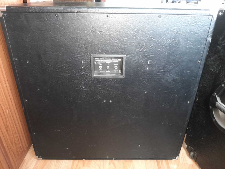 Китарен кабинет Bugera 412FBK