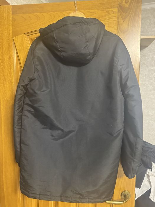 Продам куртку на подростка