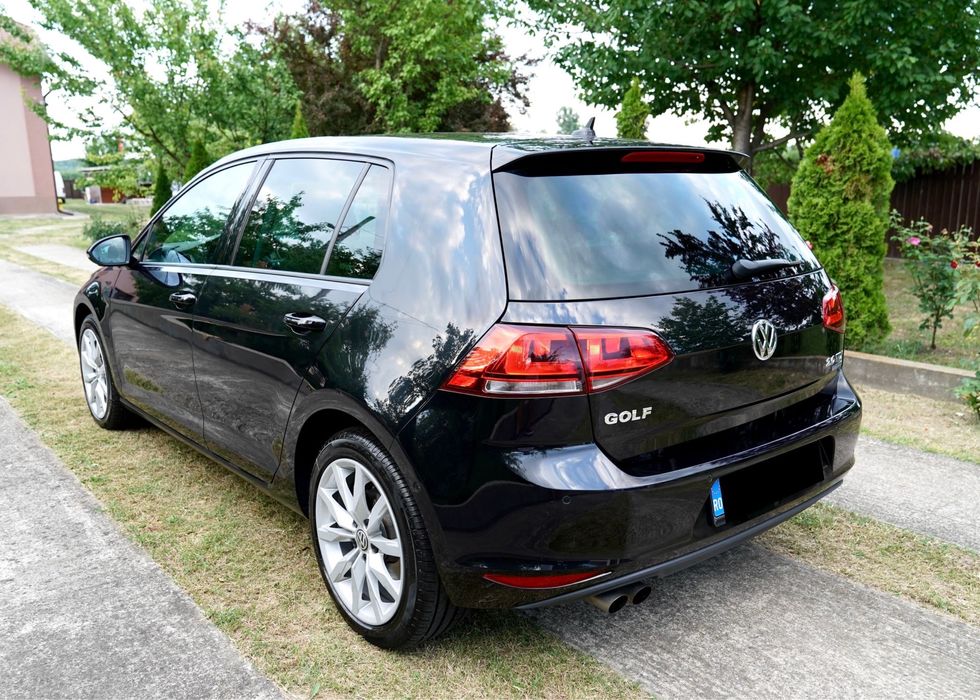 Volkswagen Golf 2.0 TDI BlueMotion Technology DSG Highline