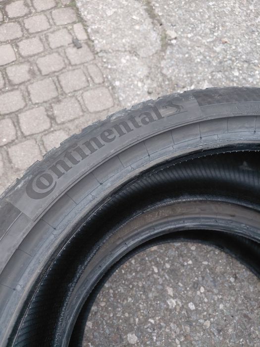 255/40/20" CONTINENTAL 2бр.гуми.Дот2024