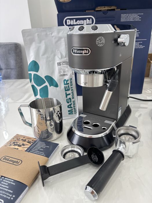 Кофемашина Delonghi