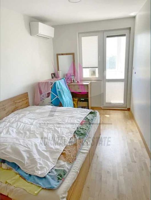 Дава се под наем Тристаен апартамент в Варна, Цветен квартал - 82 кв.м за 614 € - Снимка #2