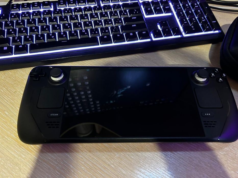 Продается Steam deck 256gb