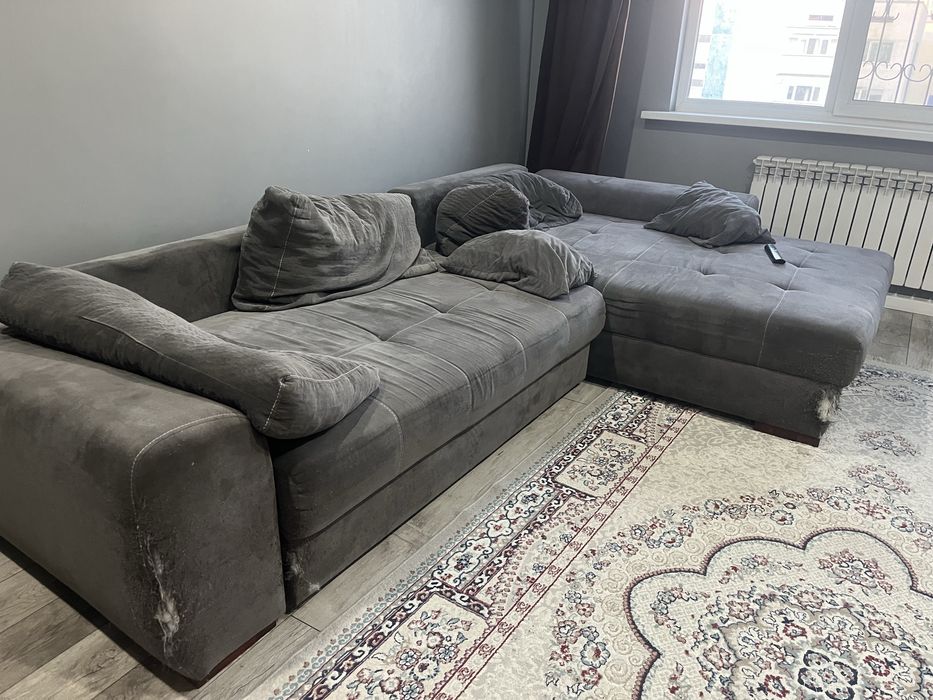 Продам большой диван