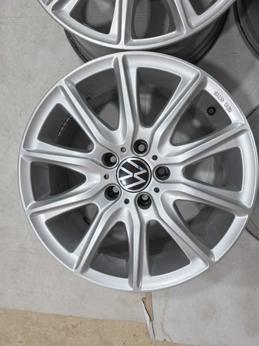 Jante 17 VW Transporter T5 T6 Caravelle Multivan Amarok Touareg 5x120