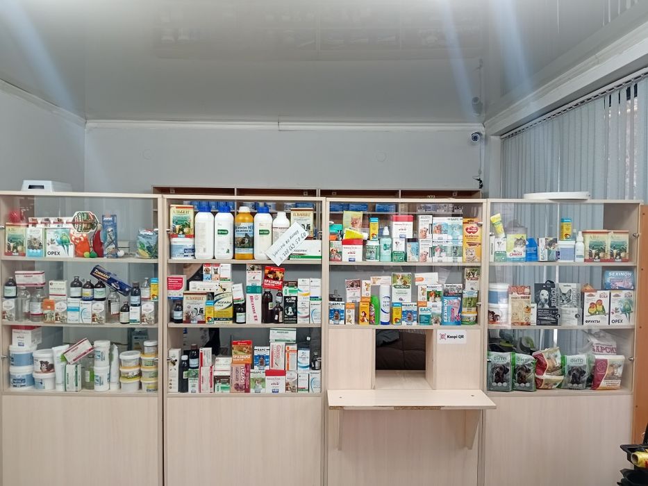 Продам мебель аптечную