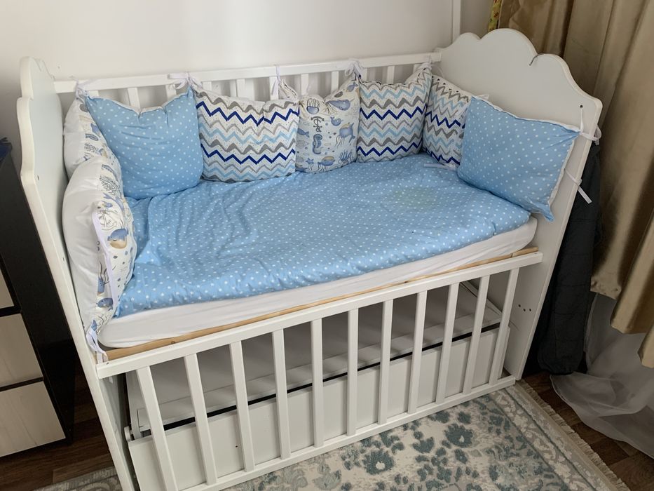 Продам детский манеж