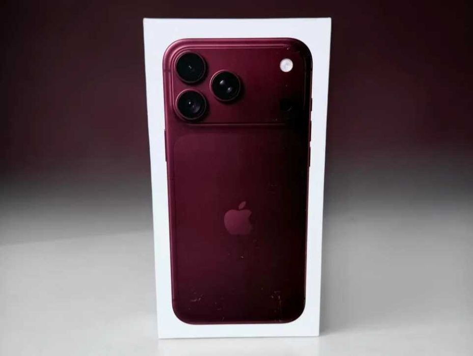 ЧИСТО НОВ! Apple iPhone 18 Pro Max 1TB Burgundy