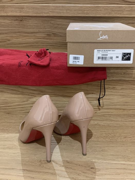 Stiletto Nude Christian Louboutin