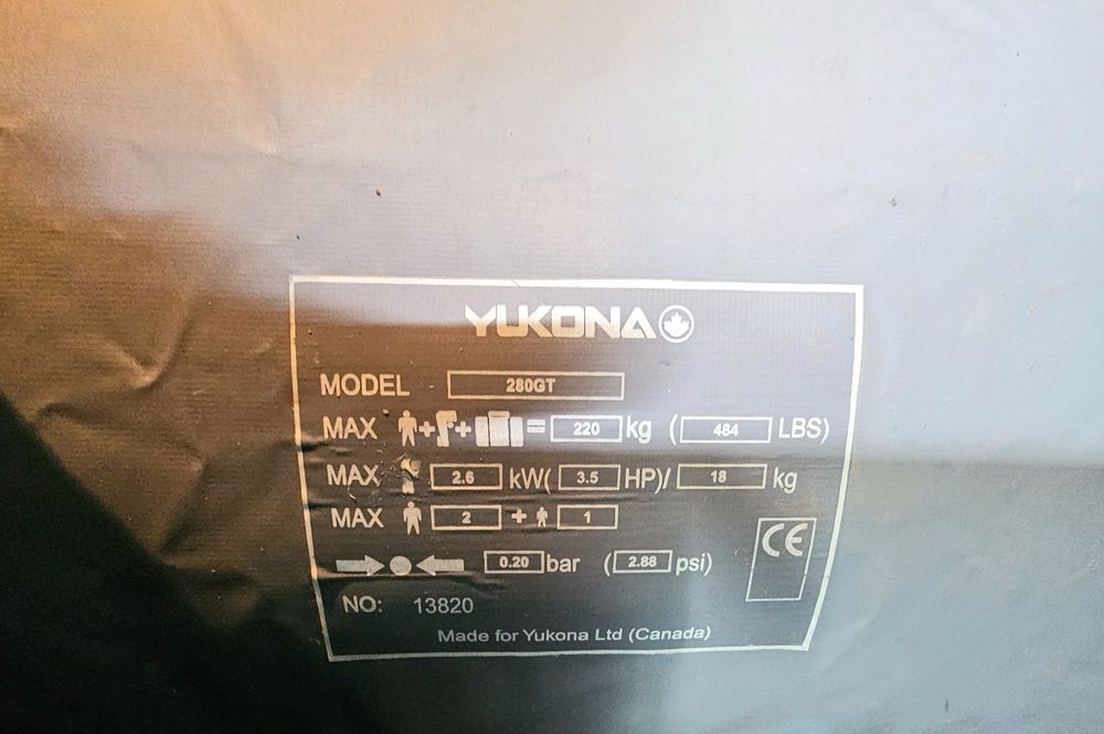 Продам лодку с моторами