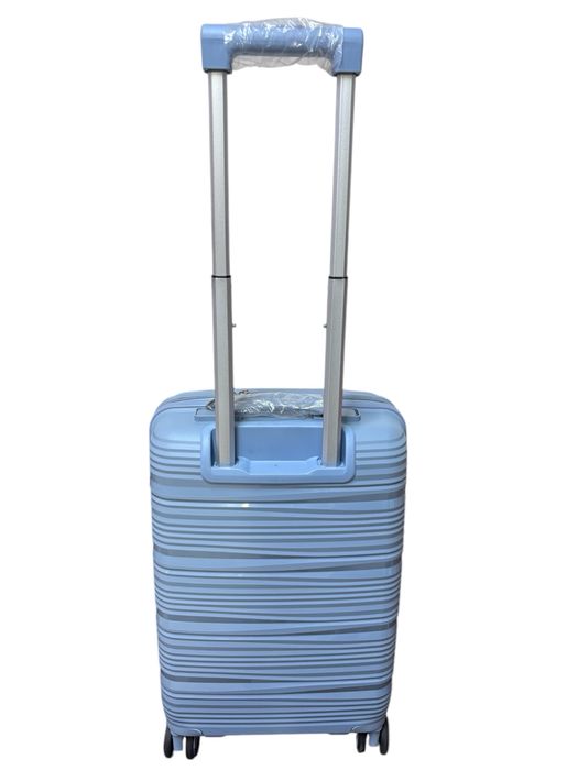 Чемоданы маленькие