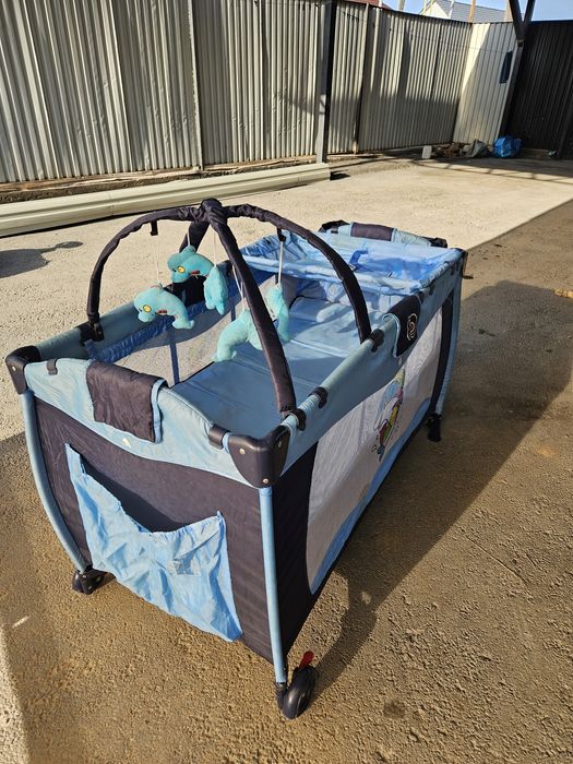 Манеж складной ( мобильный)