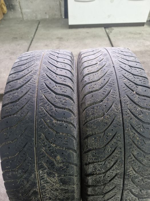 Продам две шины безкамерка