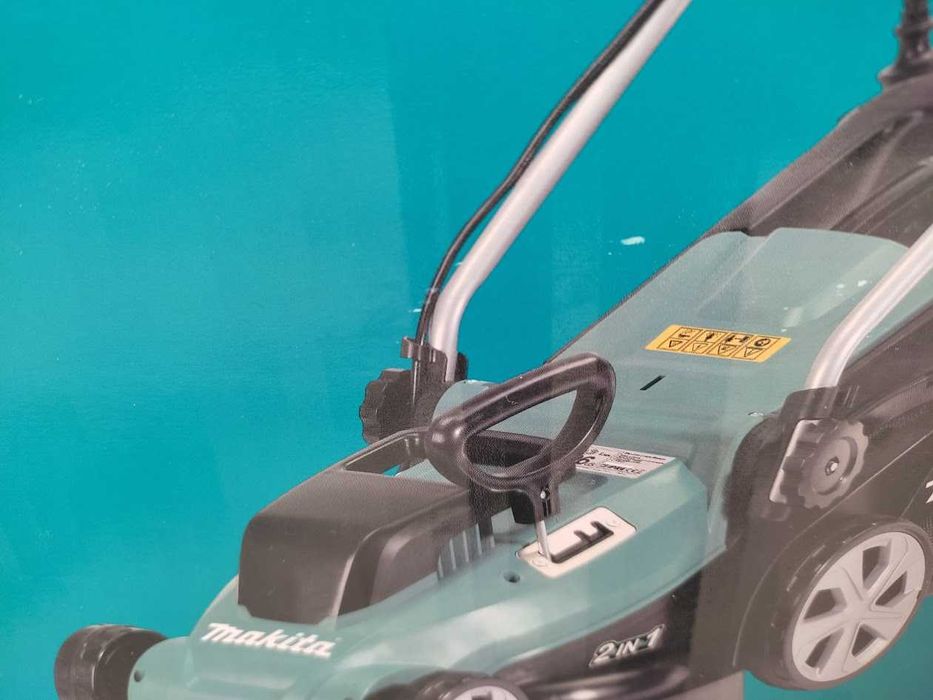 Продавам НОВА професионална електрическа косачка MAKITA ELM3320