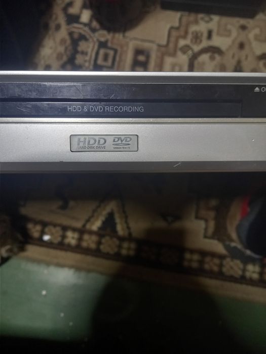 Vind dvd-uri Tevion  cu telecomanda, Philips și HDD &DVD PANASONIC rec