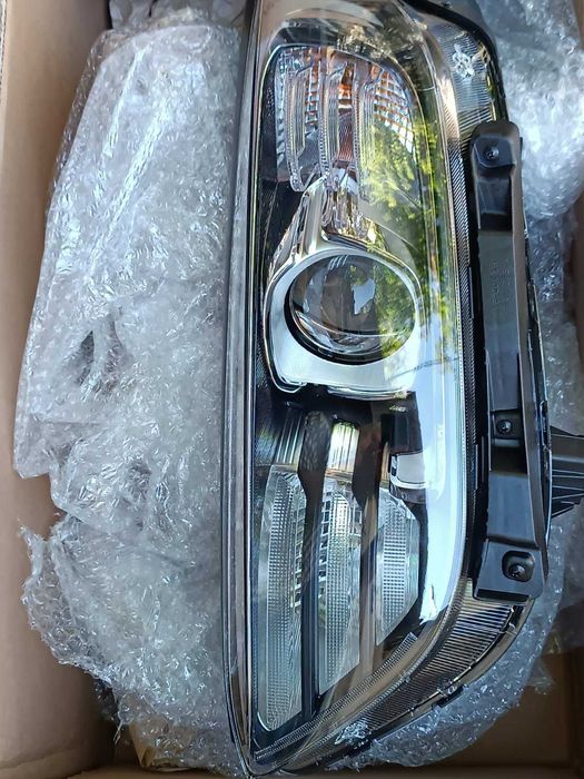 Ляв Фар KIA STONIC Оригинален Нов