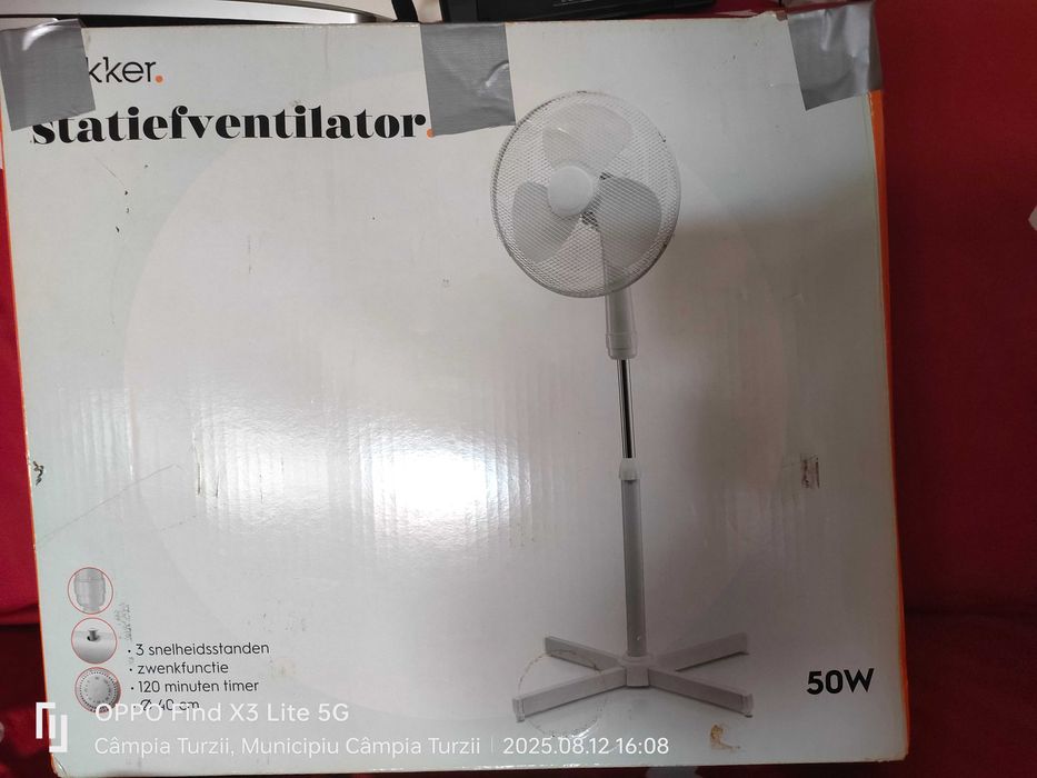 Ventilator cu trei viteze și temporizator până la 3 ore