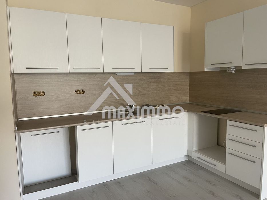 Продава се Двустаен апартамент в Варна, Аспарухово - 142 кв.м за 839 €/кв.м - Снимка #3
