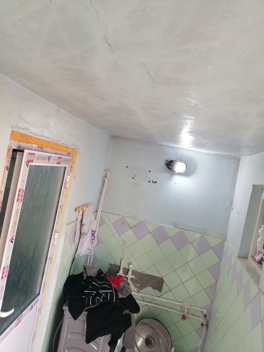 Srochni ga yangiyol shaharda kelishiladigan narxga uy sotiladi