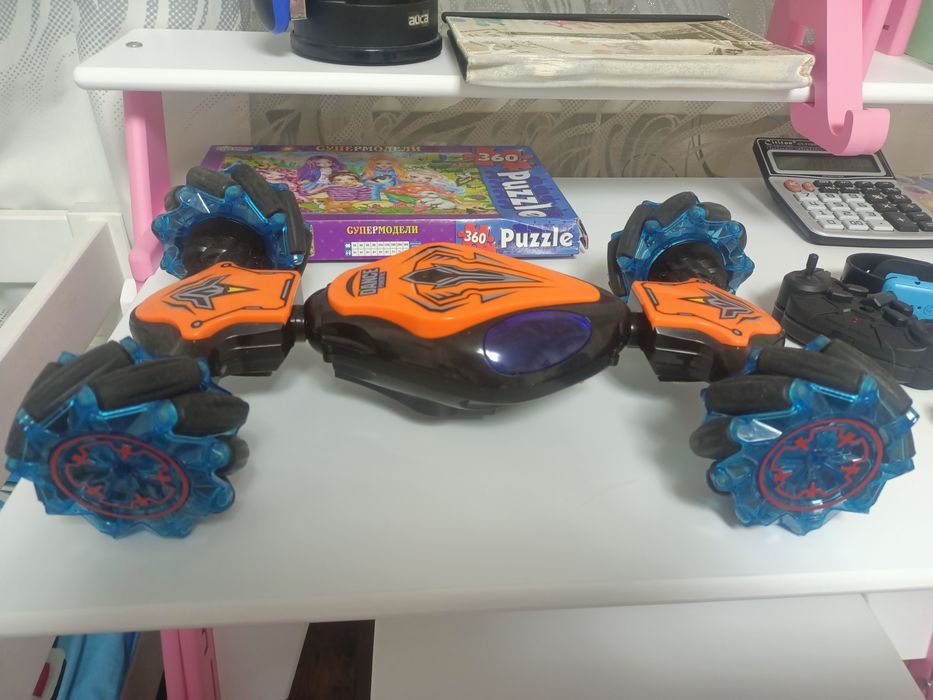 Робот машинка.  111 матор  от Mercedes