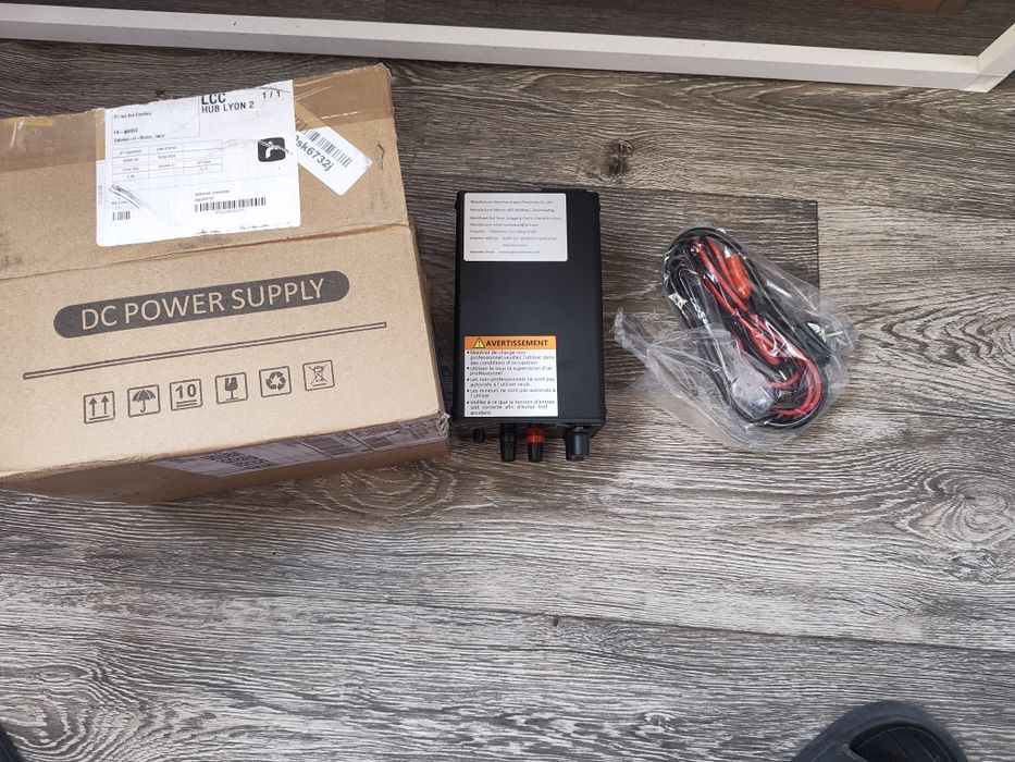 Регулируемо захранване с  Power Supply