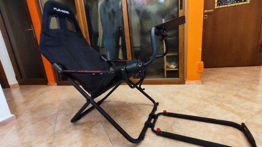 Playseat Challenge cockpit седалка за симулатор