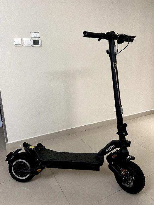 Электросамокат Lamborghini