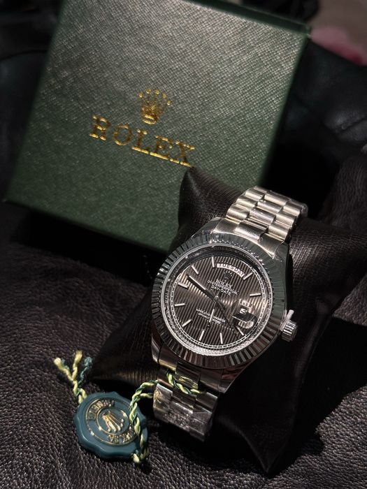 Стильные часы | Новые | В наличии