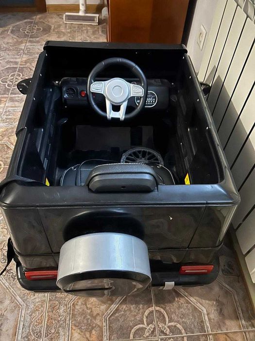 Детская кровать машинка