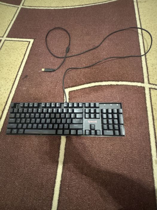 Механична гейминг клавиатура