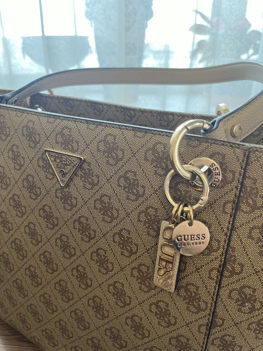 Сумка оригинальная GUESS