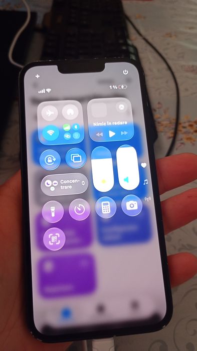 iPhone 14 81% bateria piese