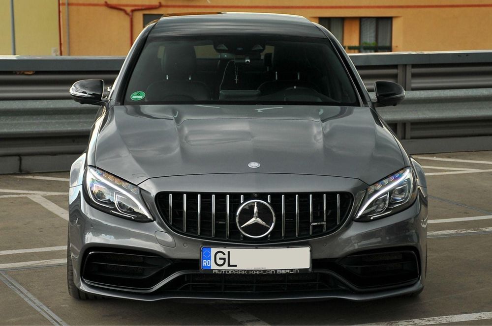 Mercedes c 63 s AMG DE VANZARE !!!