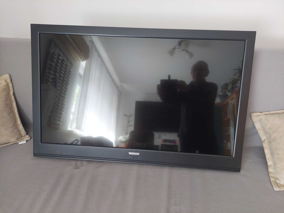 Tv Watson, diagonala 107 cm.