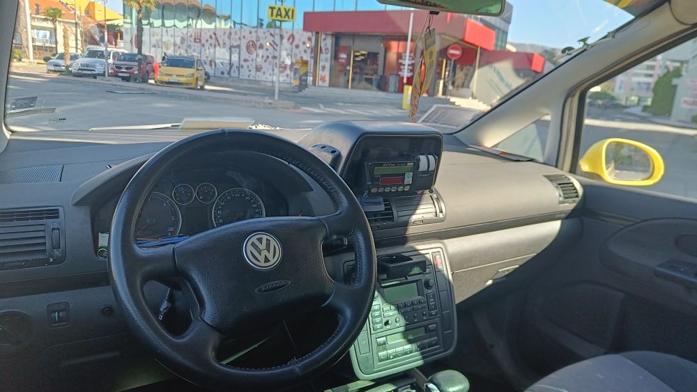 Volkswagen Sharan 1.9TDI 115 к.с.